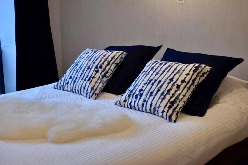 Vernieuwd appartement op 200m van de zee Oostende Buitenkant foto