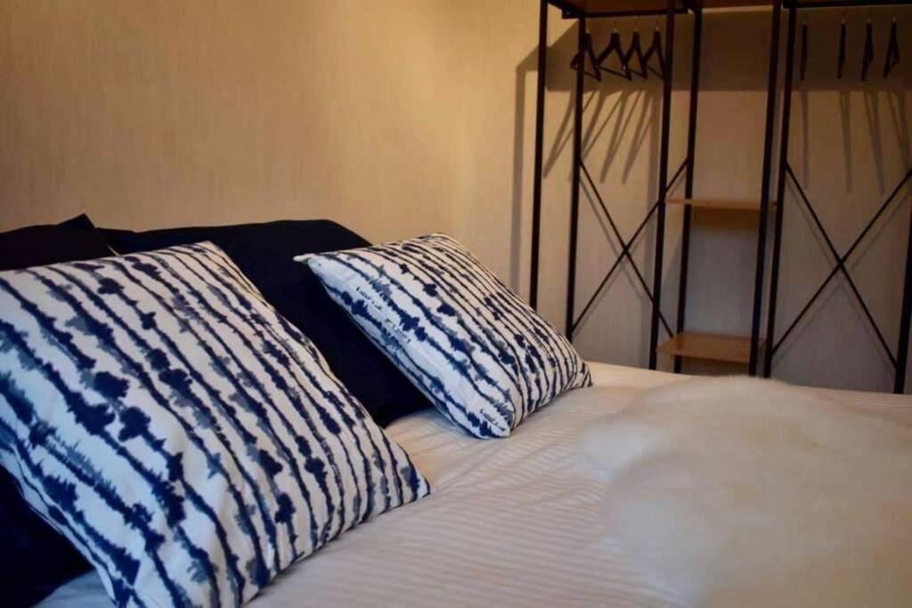 Vernieuwd appartement op 200m van de zee Oostende Buitenkant foto